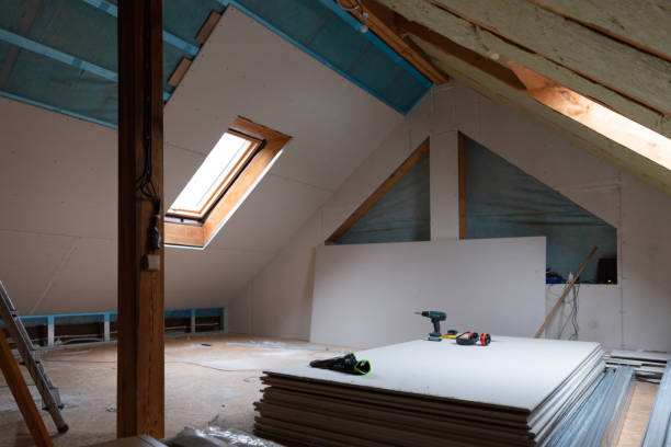 Best Types of Insulation in Cumberland Head, NY